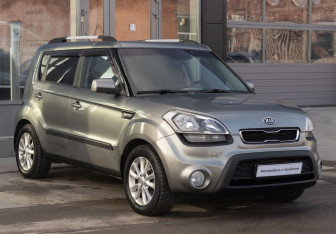 Подержанный автомобиль Kia Soul 2012 года (3 фото)