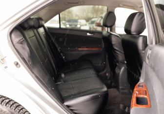 Подержанный автомобиль Toyota Camry Sedan 2003 года (18 фото)