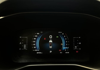 Подержанный автомобиль Geely Atlas Pro 2023 года (10 фото)