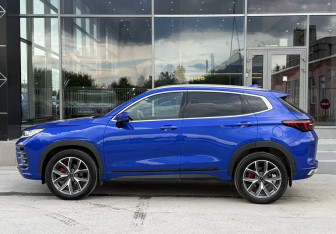 Подержанный автомобиль Exeed LX 2023 года (6 фото)