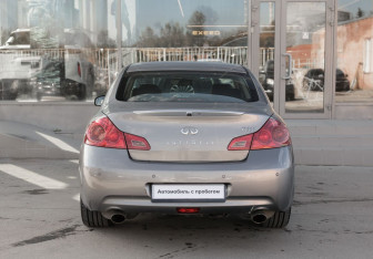 Подержанный автомобиль Infiniti G Sedan 2008 года (6 фото)