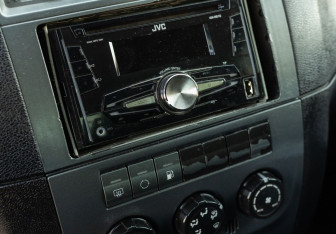 Подержанный автомобиль УАЗ Patriot 2014 года (13 фото)