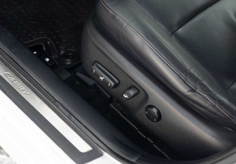 Подержанный автомобиль Toyota Camry Sedan 2016 года (19 фото)