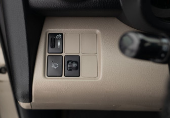 Подержанный автомобиль Toyota RAV4 2007 года (17 фото)