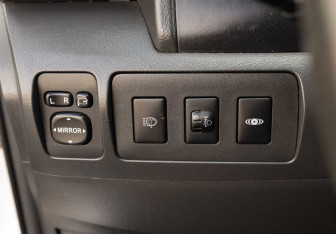 Подержанный автомобиль Toyota Camry Sedan 2008 года (17 фото)