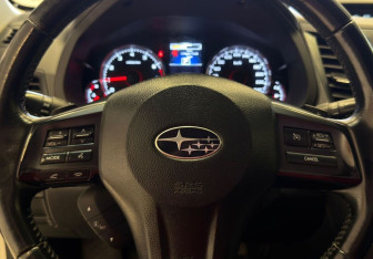 Подержанный автомобиль Subaru Outback Wagon 2013 года (12 фото)