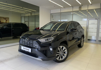 Подержанный автомобиль Toyota RAV4 2021 года (1 фото)