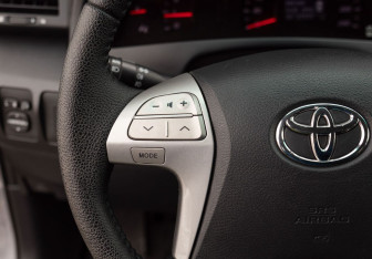 Подержанный автомобиль Toyota Camry Sedan 2008 года (12 фото)