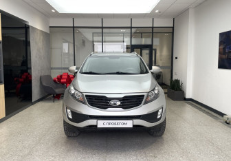 Подержанный автомобиль Kia Sportage 2011 года (2 фото)