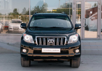 Подержанный автомобиль Toyota Land Cruiser Prado 2010 года (2 фото)
