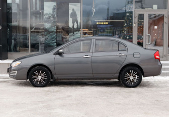 Подержанный автомобиль Lifan Solano 2015 года (8 фото)