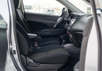 Подержанный автомобиль Mitsubishi ASX 2021 года (18 фото)