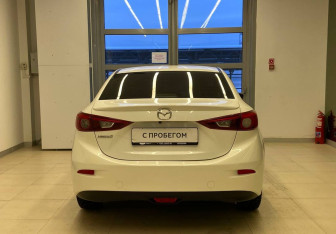 Подержанный автомобиль Mazda 3 Sedan 2014 года (6 фото)
