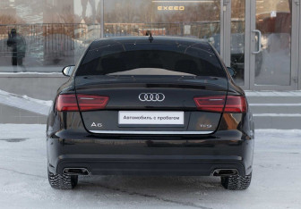 Подержанный автомобиль Audi A6 Sedan 2016 года (6 фото)
