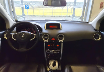 Подержанный автомобиль Renault Koleos 2011 года (8 фото)