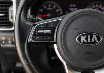 Подержанный автомобиль Kia Sportage 2019 года (12 фото)