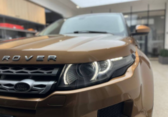Подержанный автомобиль Land Rover Range Rover Evoque 2014 года (17 фото)