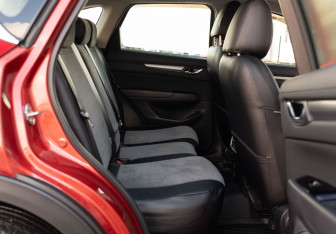 Подержанный автомобиль Mazda CX-5 2021 года (21 фото)