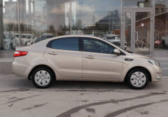 Подержанный автомобиль Kia Rio Sedan 2013 года (4 фото)
