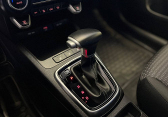 Подержанный автомобиль Kia Rio Sedan 2021 года (9 фото)