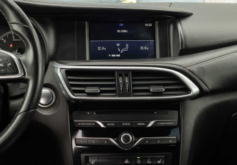 Подержанный автомобиль Infiniti QX30 2018 года (14 фото)