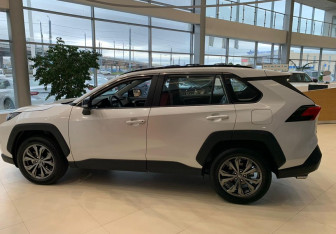 Новый Toyota RAV4 2025 (6 фото)