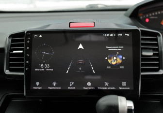 Подержанный автомобиль Honda Freed 2010 года (13 фото)