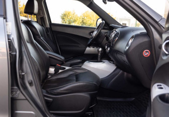 Подержанный автомобиль Nissan Juke 2013 года (26 фото)