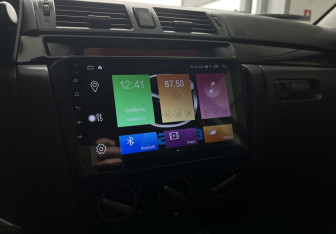 Подержанный автомобиль Mazda 3 Sedan 2008 года (13 фото)