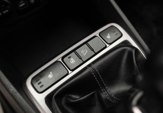 Подержанный автомобиль Hyundai Creta 2017 года (16 фото)