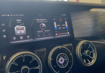 Подержанный автомобиль Tank 300 2023 года (10 фото)