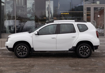 Подержанный автомобиль Renault Duster 2020 года (8 фото)