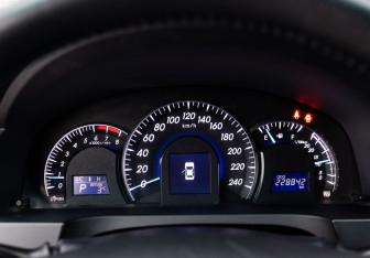 Подержанный автомобиль Toyota Camry Sedan 2012 года (13 фото)