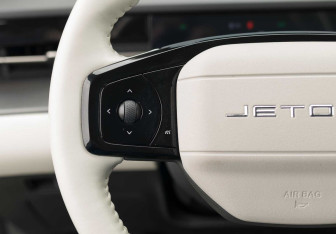 Подержанный автомобиль Jetour Dashing 2023 года (12 фото)