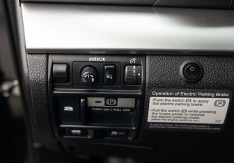 Подержанный автомобиль Subaru Legacy Sedan 2011 года (18 фото)