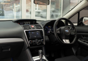 Подержанный автомобиль Subaru Levorg 2014 года (10 фото)
