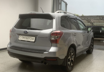 Подержанный автомобиль Subaru Forester Suv 2013 года (6 фото)