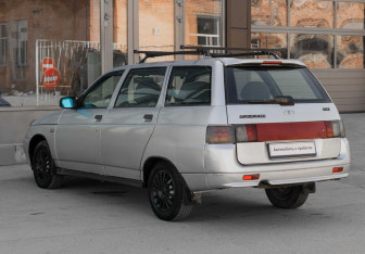 Подержанный автомобиль LADA (ВАЗ) 2111 2003 года (7 фото)
