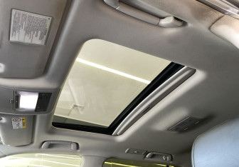 Подержанный автомобиль Lexus LX 2015 года (17 фото)