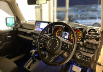 Подержанный автомобиль Suzuki Jimny 2020 года (8 фото)