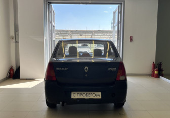 Подержанный автомобиль Renault Logan Sedan 2006 года (5 фото)