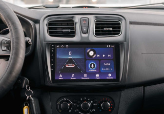 Подержанный автомобиль Renault Sandero 2016 года (13 фото)