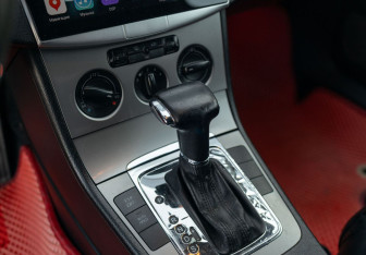 Подержанный автомобиль Volkswagen Passat Sedan 2005 года (15 фото)