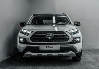 Новый Toyota RAV4 2025 (3 фото)