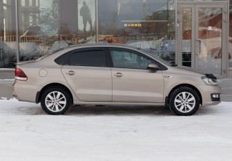 Подержанный автомобиль Volkswagen Polo Sedan 2019 года (4 фото)