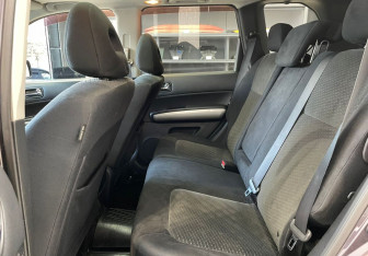 Подержанный автомобиль Nissan X-Trail 2012 года (11 фото)