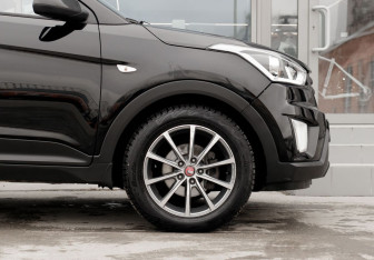 Подержанный автомобиль Hyundai Creta 2017 года (9 фото)