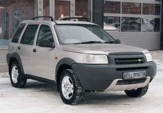 Подержанный автомобиль Land Rover Freelander 2001 года (3 фото)