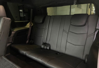 Подержанный автомобиль Cadillac Escalade Suv 2015 года (22 фото)