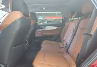 Подержанный автомобиль Chery Tiggo 8 Pro Max 2022 года (12 фото)